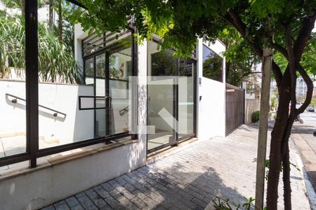 Apartamento para alugar com 140m², 3 quartos e 2 vagas Apartamento para alugar com 140m², 3 quartos e 2 vagasPortaria