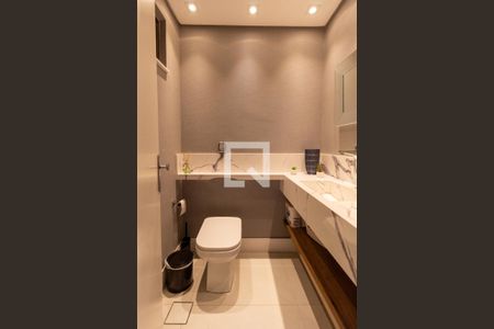 Apartamento para alugar com 140m², 3 quartos e 2 vagas Apartamento para alugar com 140m², 3 quartos e 2 vagasLavabo