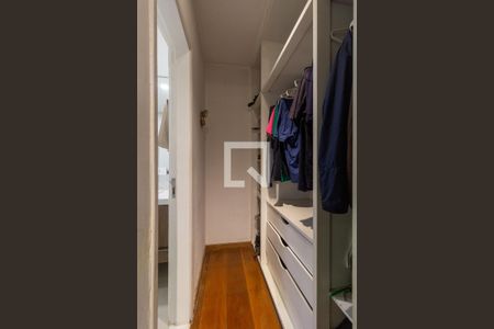 Apartamento para alugar com 140m², 3 quartos e 2 vagas Apartamento para alugar com 140m², 3 quartos e 2 vagasCloset da suíte