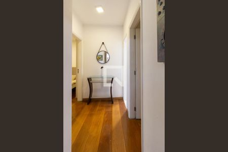 Apartamento para alugar com 140m², 3 quartos e 2 vagas Apartamento para alugar com 140m², 3 quartos e 2 vagasCorredor