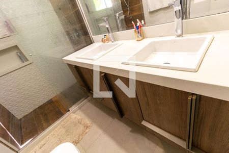 Apartamento para alugar com 140m², 3 quartos e 2 vagas Apartamento para alugar com 140m², 3 quartos e 2 vagasBanheiro da Suíte