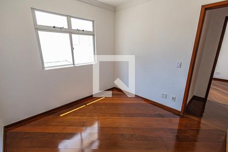 Apartamento à venda com 140m², 3 quartos e 1 vagaQuarto 2