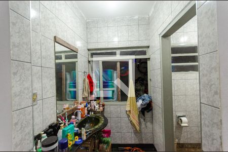 Casa à venda com 330m², 6 quartos e 3 vagas Casa à venda com 330m², 6 quartos e 3 vagasBanheiro 1 | Casa 2