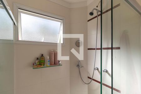 Casa de condomínio à venda com 352m², 4 quartos e 4 vagasBanheiro da suíte 1