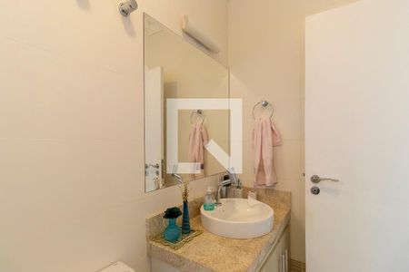 Casa de condomínio à venda com 352m², 4 quartos e 4 vagasBanheiro da suíte 4