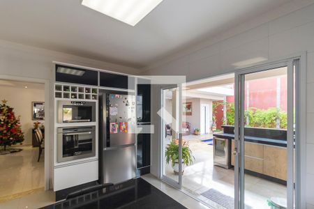 Casa de condomínio à venda com 352m², 4 quartos e 4 vagasCozinha