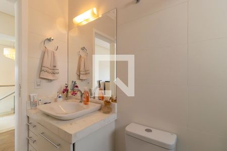 Casa de condomínio à venda com 352m², 4 quartos e 4 vagasBanheiro da suíte 3