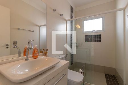 Casa de condomínio à venda com 352m², 4 quartos e 4 vagasBanheiro da suíte 3