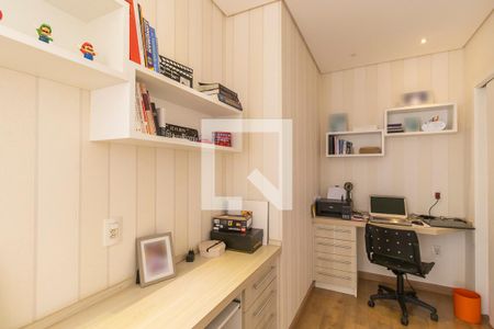 Casa de condomínio à venda com 352m², 4 quartos e 4 vagasQuarto da suíte 2