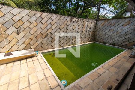 Casa à venda com 270m², 3 quartos e 3 vagas Casa à venda com 270m², 3 quartos e 3 vagasÁrea Externa