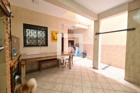 Casa à venda com 270m², 4 quartos e 4 vagasÁrea de Serviço