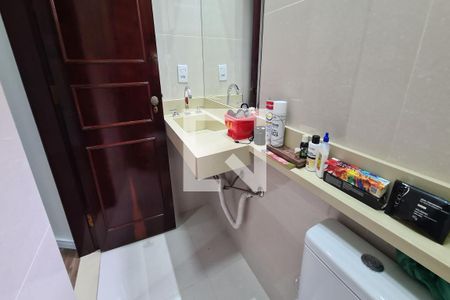 Casa à venda com 270m², 4 quartos e 4 vagasBanheiro