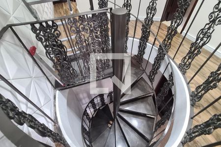 Casa à venda com 270m², 4 quartos e 4 vagasCorredor dos quartos 