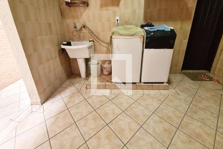 Casa à venda com 270m², 4 quartos e 4 vagasÁrea de Serviço