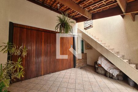 Casa à venda com 270m², 4 quartos e 4 vagasGaragem