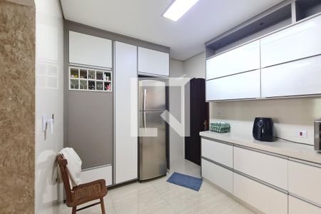 Casa à venda com 270m², 4 quartos e 4 vagasCozinha