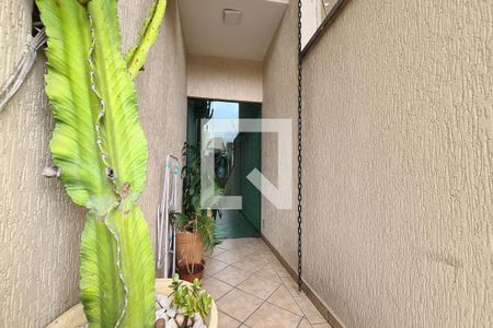 Casa à venda com 270m², 4 quartos e 4 vagasEntrada