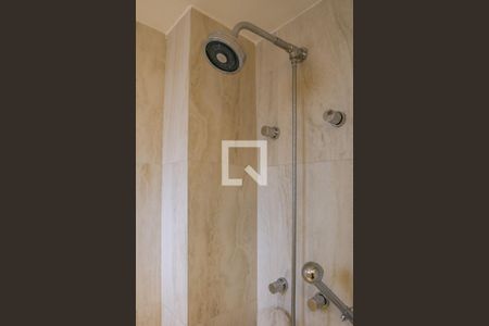 Apartamento à venda com 174m², 3 quartos e 3 vagas Apartamento à venda com 174m², 3 quartos e 3 vagasBanheiro da Suíte 1