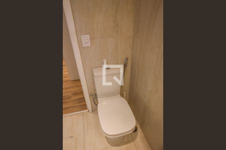 Apartamento à venda com 174m², 3 quartos e 3 vagas Apartamento à venda com 174m², 3 quartos e 3 vagasBanheiro da Suíte 1