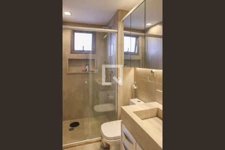 Apartamento à venda com 174m², 3 quartos e 3 vagas Apartamento à venda com 174m², 3 quartos e 3 vagasBanheiro da Suíte 2