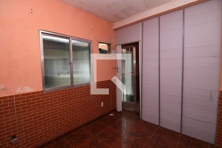 Casa para alugar com 42m², 1 quarto e sem vagaQuarto 1
