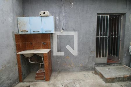 Casa para alugar com 42m², 1 quarto e sem vagaÁrea de Serviço