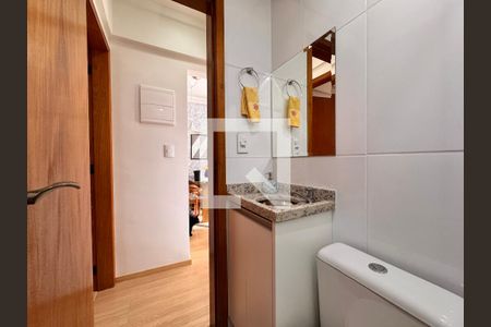 Apartamento à venda com 50m², 2 quartos e 2 vagas Apartamento à venda com 50m², 2 quartos e 2 vagasBanheiro