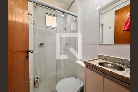Apartamento à venda com 50m², 2 quartos e 2 vagas Apartamento à venda com 50m², 2 quartos e 2 vagasBanheiro da Suíte