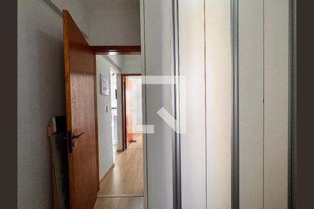 Apartamento à venda com 50m², 2 quartos e 2 vagas Apartamento à venda com 50m², 2 quartos e 2 vagasQuarto 1
