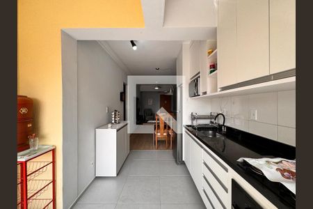 Apartamento à venda com 50m², 2 quartos e 2 vagas Apartamento à venda com 50m², 2 quartos e 2 vagasCozinha