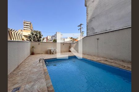 Apartamento à venda com 50m², 2 quartos e 2 vagas Apartamento à venda com 50m², 2 quartos e 2 vagasÁrea comum - Piscina