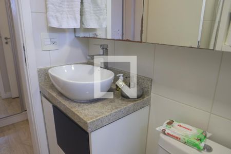 Apartamento à venda com 75m², 2 quartos e 2 vagasBanheiro da Suíte