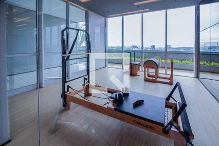Apartamento para alugar com 36m², 1 quarto e 1 vaga Apartamento para alugar com 36m², 1 quarto e 1 vagaÁrea comum - Academia