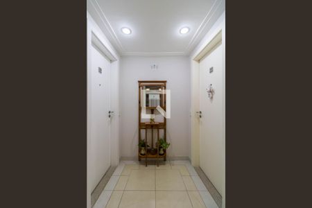 Apartamento à venda com 97m², 3 quartos e 2 vagasCorredor