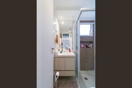 Apartamento à venda com 97m², 3 quartos e 2 vagasBanheiro