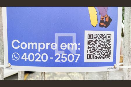 Casa à venda com 252m², 2 quartos e 5 vagas Casa à venda com 252m², 2 quartos e 5 vagasPlaca