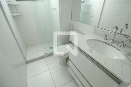 Apartamento à venda com 76m², 3 quartos e 1 vagaBanheiro da suíte