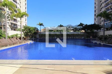 Apartamento à venda com 76m², 3 quartos e 1 vagaÁrea comum - Piscina