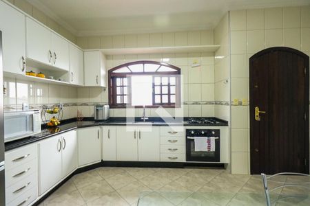 Casa à venda com 348m², 3 quartos e 5 vagasCozinha