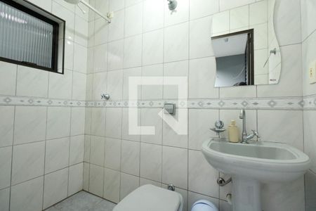 Casa à venda com 348m², 3 quartos e 5 vagasBanheiro da Garagem