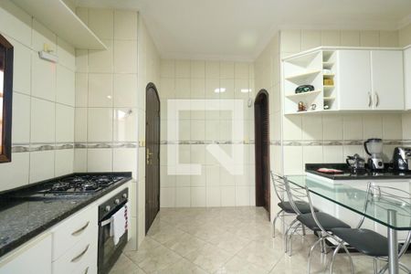 Casa à venda com 348m², 3 quartos e 5 vagasCozinha