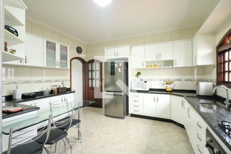 Casa à venda com 348m², 3 quartos e 5 vagasCozinha