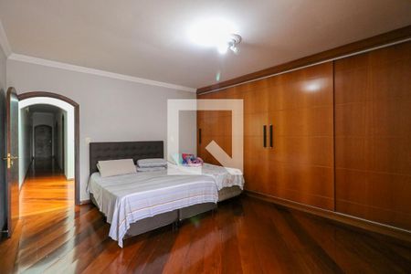 Casa à venda com 348m², 3 quartos e 5 vagasSuíte