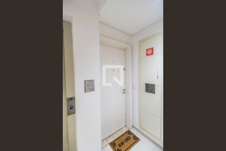 Apartamento à venda com 97m², 2 quartos e 2 vagasEntrada