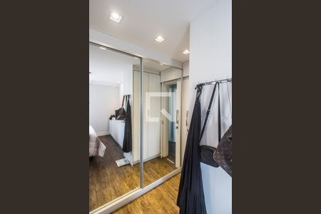 Apartamento à venda com 97m², 2 quartos e 2 vagasCloset da suíte