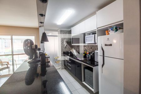 Apartamento à venda com 97m², 2 quartos e 2 vagasCozinha