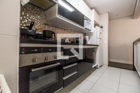 Apartamento à venda com 97m², 2 quartos e 2 vagasCozinha