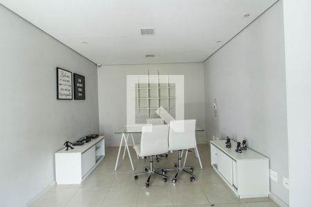 Apartamento à venda com 97m², 2 quartos e 2 vagasEscritório