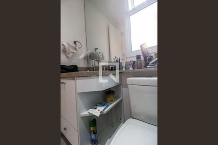 Apartamento à venda com 97m², 2 quartos e 2 vagasBanheiro da Suíte