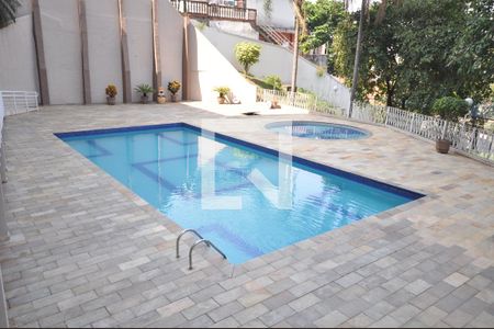 Apartamento à venda com 117m², 2 quartos e 1 vagaÁrea comum - Piscina